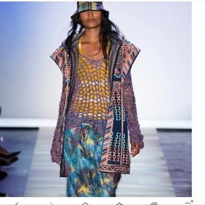 BCBG RUNWAY IAN cotton embroidery hoodies Vest Coat. NWT